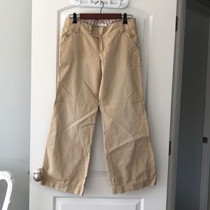 Abercrombie wife leg khakis